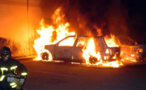 Mantes-la-Jolie : sa compagne le quitte, pour se venger il incendie sa voiture et une autre