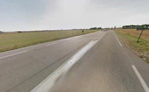 Un auto-stoppeur fauché par une voiture sur le bas-côté du CD613 à Écardenville-la-Campagne 