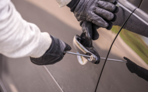 Yvelines : deux voleurs de voiture d'Aubergenville arrêtés au poteau d'Épône cette nuit