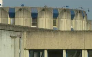 Un surveillant blessé par un détenu lors d'une fouille de cellule au centre de détention de Val-de-Reuil