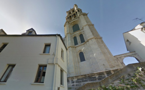 Yvelines : ils escaladent la façade de la collégiale de Mantes-la-Jolie et dégradent des gargouilles 