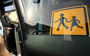 A Rouen, un bus scolaire transportant 19 enfants et un poids-lourd se percutent : pas de blessé