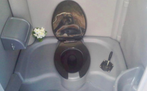 Rouen : sous l'effet de l'alcool, il casse les toilettes publiques près du pont Guillaume-le-Conquérant 