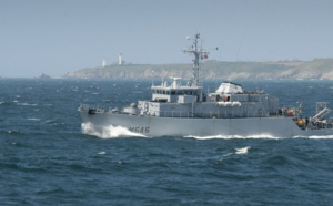 Opération de contre-minage d'une mine contenant 900 kg d'explosif au large de Cabourg