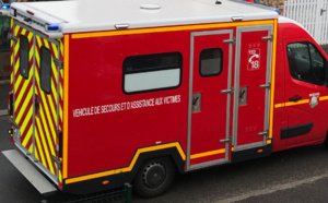  Pont-Audemer :  la moto se déporte dans un virage et heurte deux véhicules, le pilote blessé grièvement 