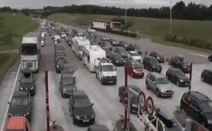 Chassé-croisé : 857 km de bouchons à 13 heures au niveau national 