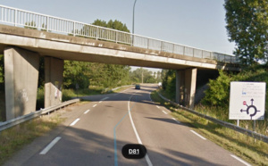 Le camion porte-grue percute un pont à Notre-Dame de Gravenchon : le chauffeur est blessé au thorax 