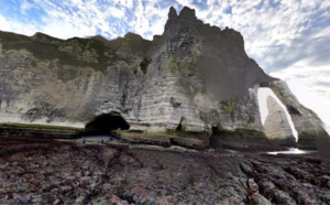 Seine-Maritime : 8 promeneurs isolés par la marée secourus au « Trou à l’homme » à Étretat