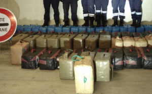 Les 2,3 tonnes de résine de cannabis étaient dissimulées dans une cache aménagée d’un poids-lourd