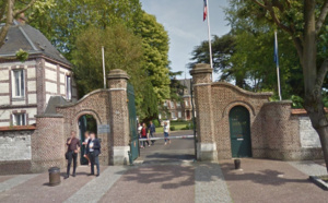 Sotteville-lès-Rouen : feu de poubelle dans les étages du lycée des Bruyères, 800 élèves évacués  