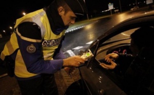Eure : ivre et endormi sur son volant, il blesse un gendarme de Brionne qui venait...de le réveiller
