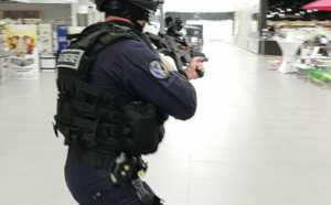 Exercice anti-terroriste dans un hypermarché de l'Eure : un test grandeur nature pour gendarmes et pompiers
