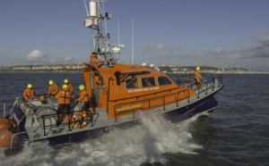 Seine-Maritime : un nageur en difficulté récupéré à 5 km de la plage des Petites-Dalles 