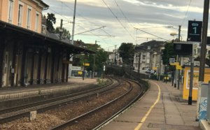 Gare de Vernon : il réclame une cigarette à une femme et pointe un couteau dans sa direction