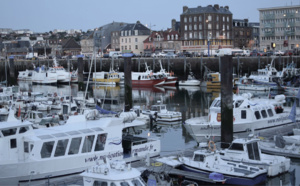 Dieppe : voie d’eau sur un navire de pêche, les sapeurs-pompiers mobilisés dans le port 
