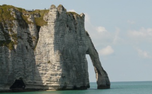 Seine-Maritime : piégés par la marée, deux promeneurs secourus au Trou à l'homme à Etretat