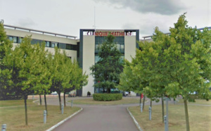 Le bandeau métallique menaçait de tomber à la clinique Mathilde à Rouen