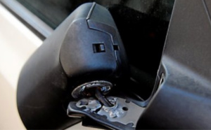 Alcoolisée et hystérique, elle casse les rétroviseurs de trois véhicules à Sotteville-lès-Rouen 