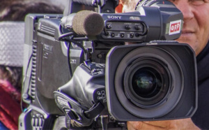 Un cameraman de France 3 agressé à Petit-Couronne en marge du procès d’un imam