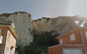 Accident ou suicide ? : un homme meurt en chutant de la falaise à Dieppe 