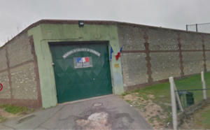 Evreux : le lanceur de « chaussettes » interpellé au pied du mur d’enceinte de la prison 
