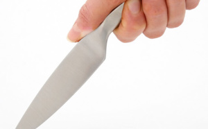 Évreux : la jeune pensionnaire du foyer menace son éducatrice avec un couteau 
