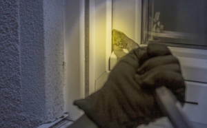 Yvelines : mis en fuite par sa victime, le cambrioleur est arrêté dans une voiture avec son butin