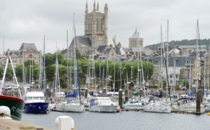 Seine-Maritime : le port de Fécamp théâtre d'un exercice départemental de lutte contre la pollution