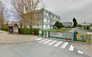 Un bus de transport scolaire détruit par un incendie à Verneuil-sur-Avre (Eure)