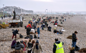 Le Havre : 40 employés municipaux à pied d’œuvre pour nettoyer la plage ce vendredi