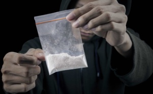 Seine-Maritime. Arrêté dans la rue, à Elbeuf, avec près de 500 g d'héroïne dans sa sacoche