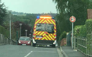 Seine-Maritime : un camion-benne percuté par une voiture, un éboueur grièvement blessé