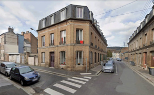 Seine-Maritime : un homme découvert mortellement blessé dans un appartement à Elbeuf 