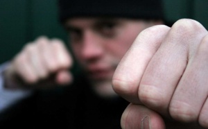 Evreux : un père de famille accuse son fils de l'avoir battu et menacé de mort avec un couteau