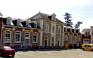 Le distributeur de billets de La Poste attaqué à l'explosif à Beaumont-le-Roger 