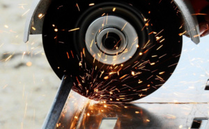 Le Havre : surpris en pleine nuit en train de découper la porte du gymnase à la disqueuse  