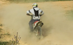 Seine-Maritime : un jeune homme blessé grièvement en faisant du motocross à Londinières