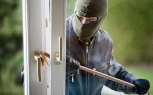 Seine-Maritime : la peinture bleue de leur pied de biche trahit les cambrioleurs