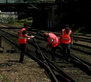 Vérification des éclisses : cinq-cents cheminots volontaires mobilisés, selon la SNCF