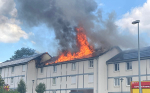 Feu de toiture dans une résidence des Grandes-Ventes : 14 personnes dont 6 enfants évacuées 