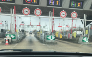 Ivre et sans permis, il circulait à contresens sur l'A13 : l'automobiliste est intercepté au péage de Buchelay (Yvelines) 