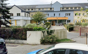 Évreux : à 14 ans, il frappe son éducatrice à coups de poing et de pied et lui crache au visage 