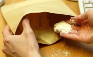 Urgent : du ciment et de la cendre dans les lettres suspectes !