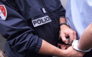 Blessé de plusieurs coups de couteau par un repris de justice dans le centre-ville de Louviers