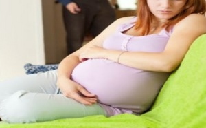 Violences conjugales à Val-de-Reuil : il frappe sa femme enceinte de sept mois