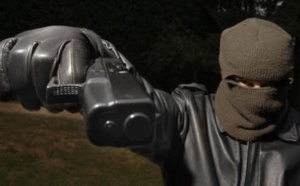 Perdu par un faux pas, le braqueur solitaire est accusé de douze vols à main armée en Normandie