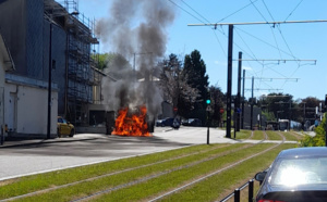 Seine-Maritime : une camionnette s’enflamme rue Pierre-Mendès-France au Havre 