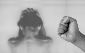 Évreux : elle dépose plainte pour violences conjugales, son compagnon est placé en garde à vue