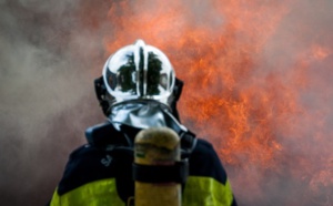 Seine-Maritime : une salle des fêtes en proie aux flammes à Malaunay