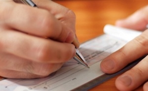 Escroquerie aux chèques volés à Bolbec : la personne âgée faisait trop confiance à sa jeune voisine